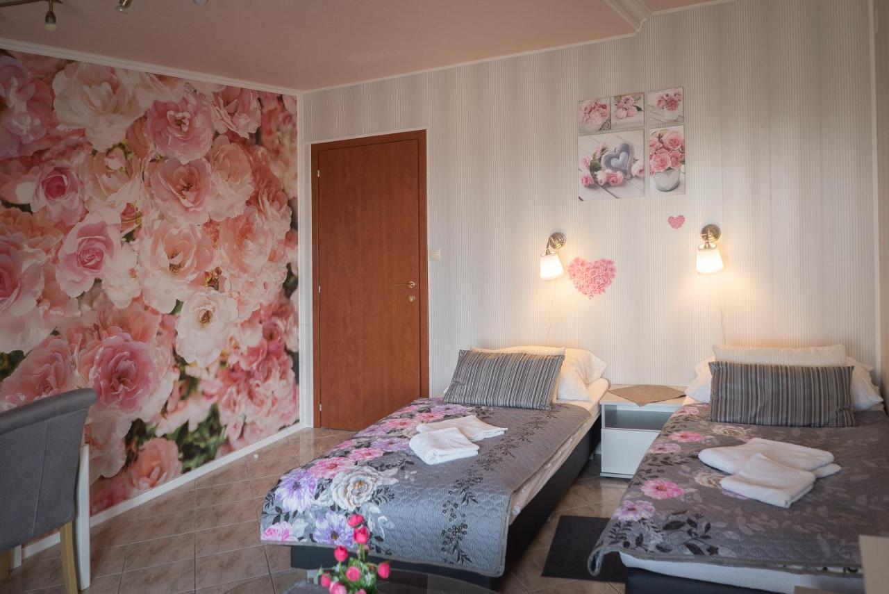 Le Rose Hotel Budapest Extérieur photo