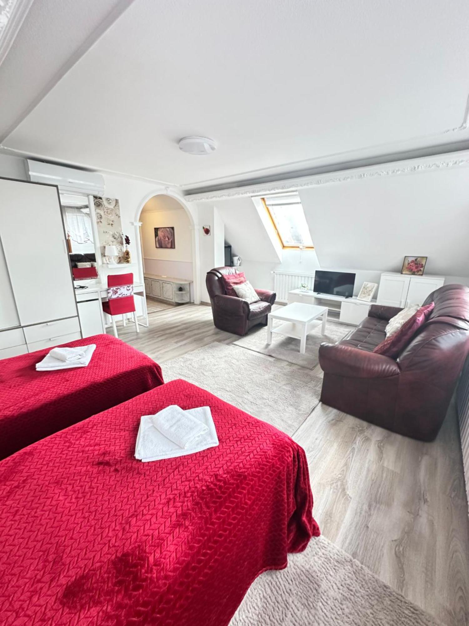 Le Rose Hotel Budapest Extérieur photo