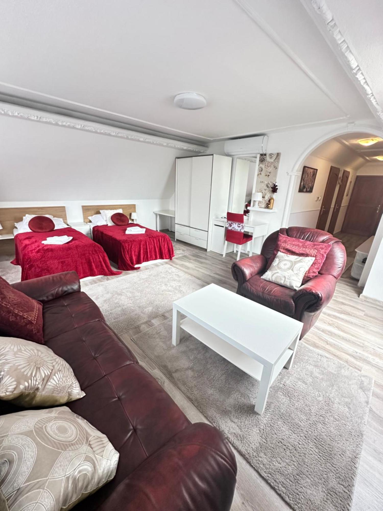 Le Rose Hotel Budapest Extérieur photo