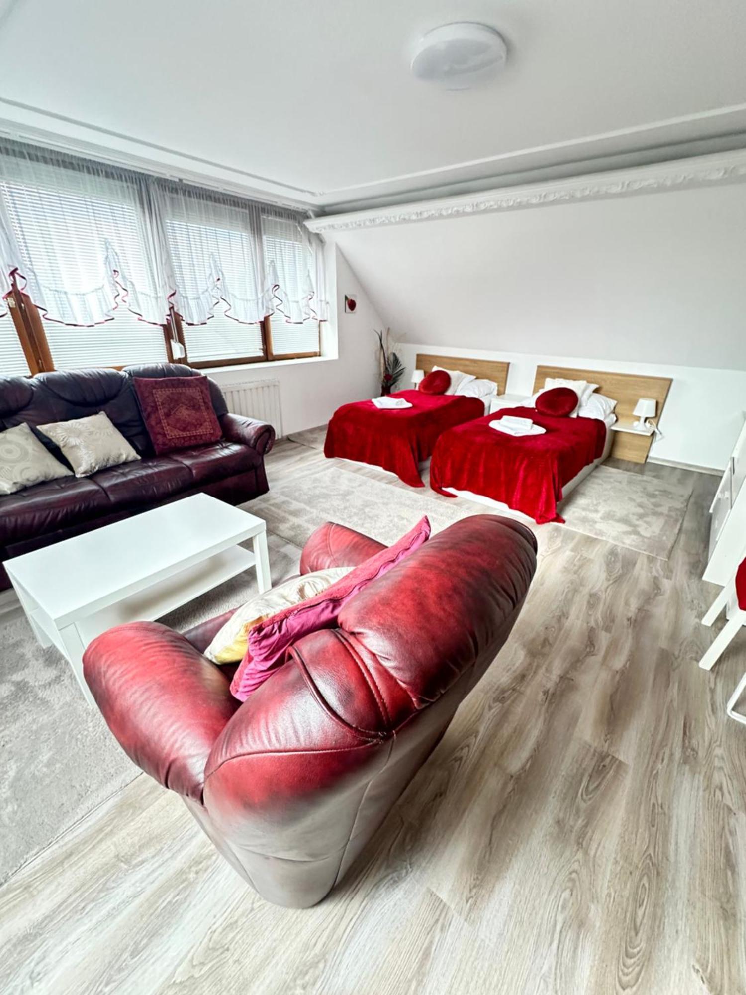 Le Rose Hotel Budapest Extérieur photo